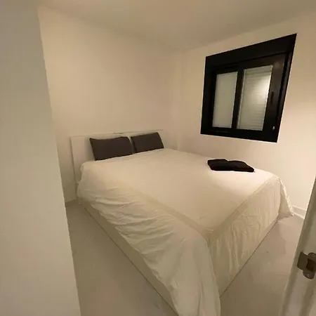Volledig Vernieuwd Met Terras Van 80m2 Torremolinos